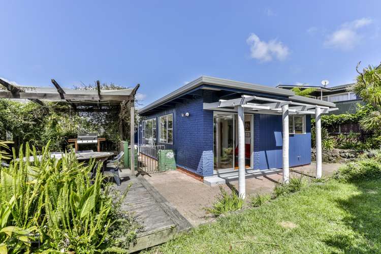 58 Daffodil Street Titirangi_19