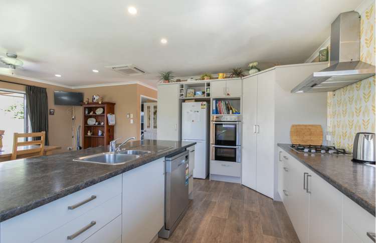 6 Vogel Place Te Aroha_4