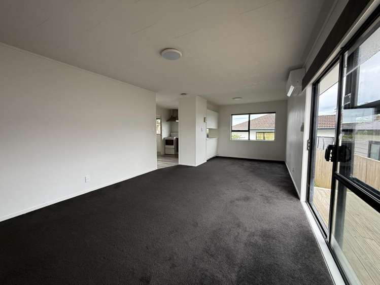 131 Finlayson Avenue 10686_1