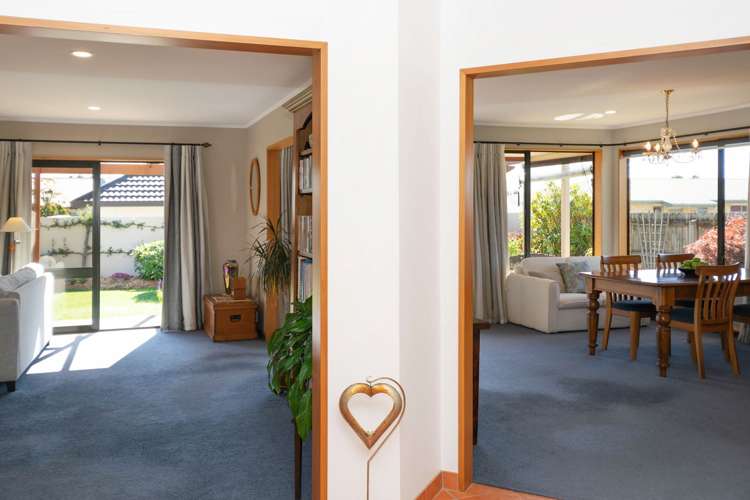 20 Karina Crescent Redwoodtown_7