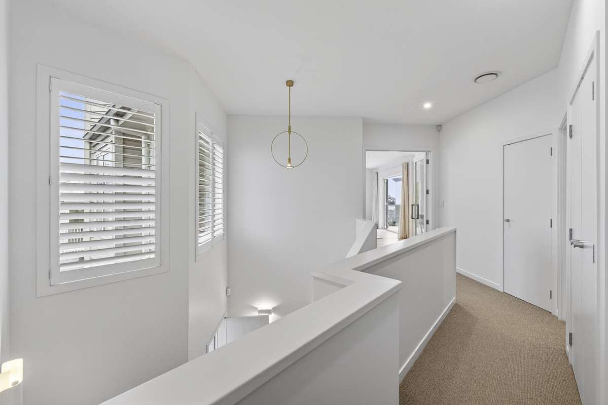 2/13 Walton Street_4