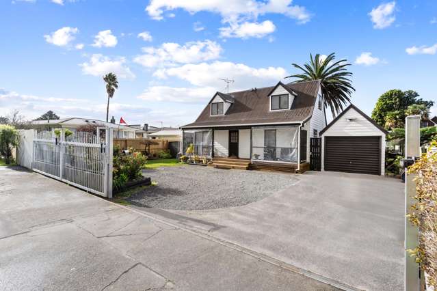 Stand-alone 3 BDRMS Home! Must Sell!