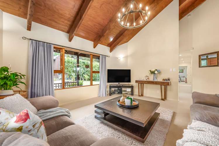 3 Roseveare Grove Te Marua_7