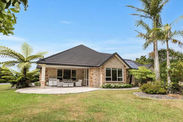 7 Brookfield Lane Te Kamo_17