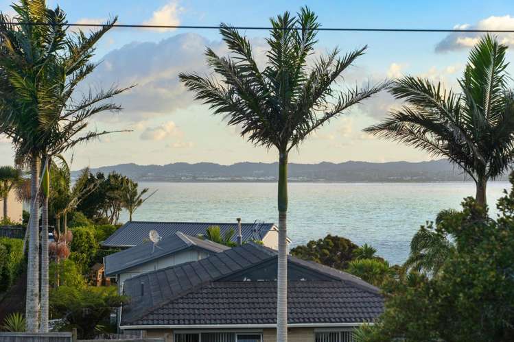 69 Island Bay Road Beach Haven_1