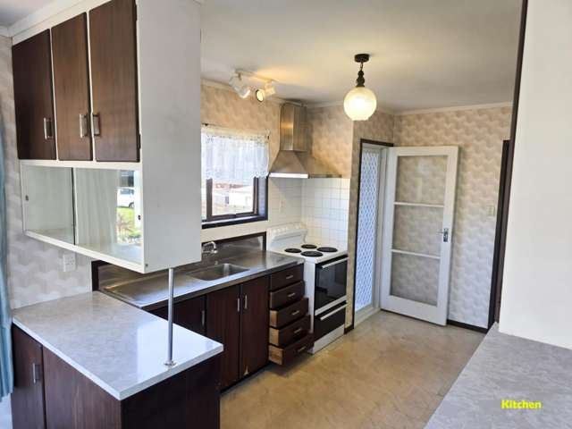 42 Miltonia Ave Te Atatu South_4