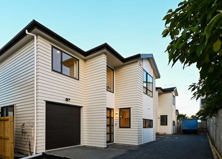 4b Ropata Avenue Point England_23