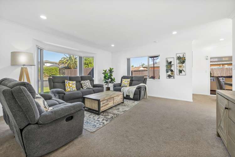 27 Redcastle Drive East Tamaki_3