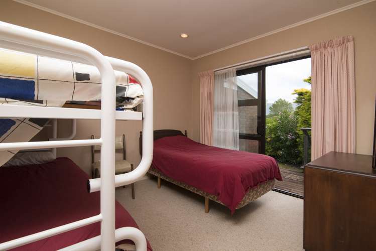 243a Waikawa Road Waikawa_7