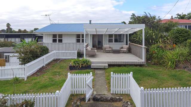 17a Keven Road Clarks Beach_3