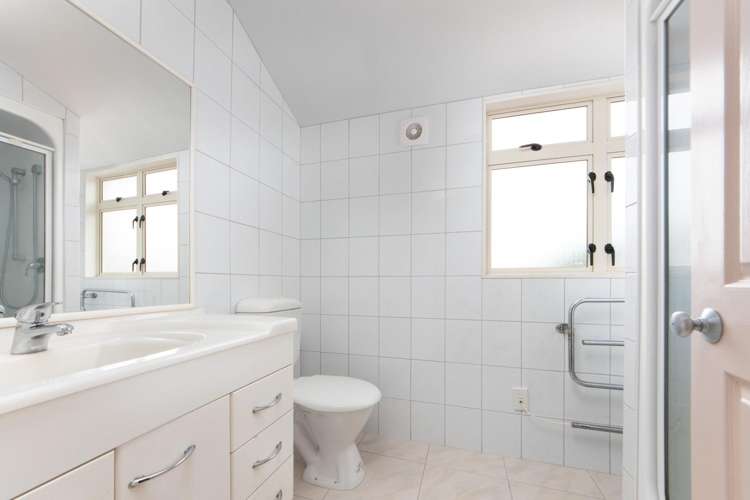 4a Hazel Avenue Mount Roskill_11