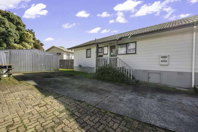 4 Anglers Way Wattle Downs_3