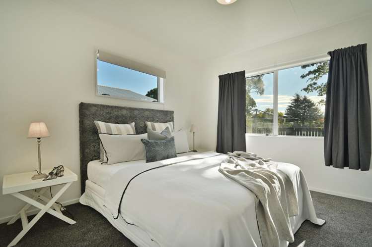 2/2 Tarbet Place_4
