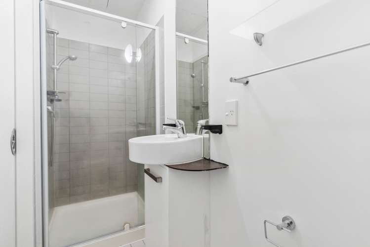 1210/10 Waterloo Quadrant Auckland Central_4