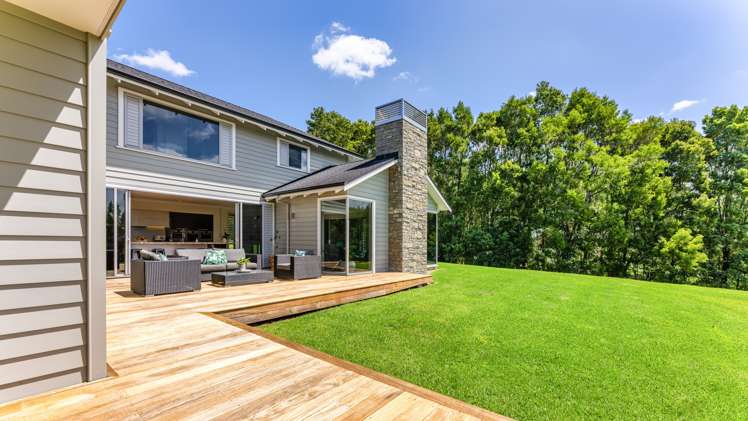 851 Ridge Road Riverhead_19