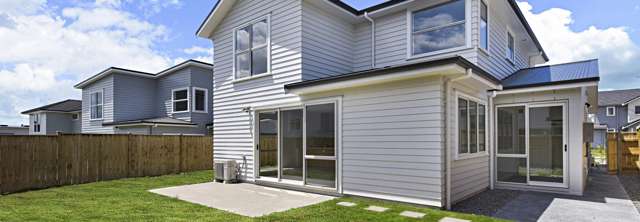 18 Couldrey Crescent Red Beach_1