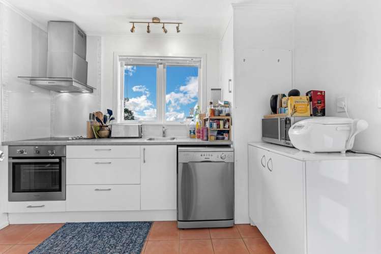 4/5 Strong Street Saint Johns_6