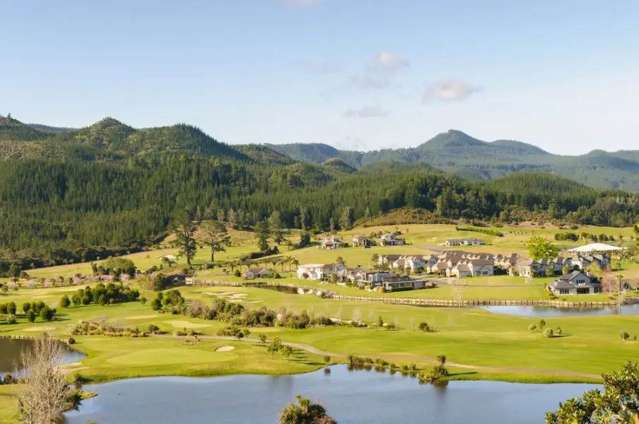 2 Pinehurst Drive Pauanui_1