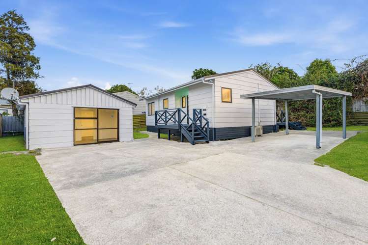 2/9 Maplesden Drive Clendon Park_6