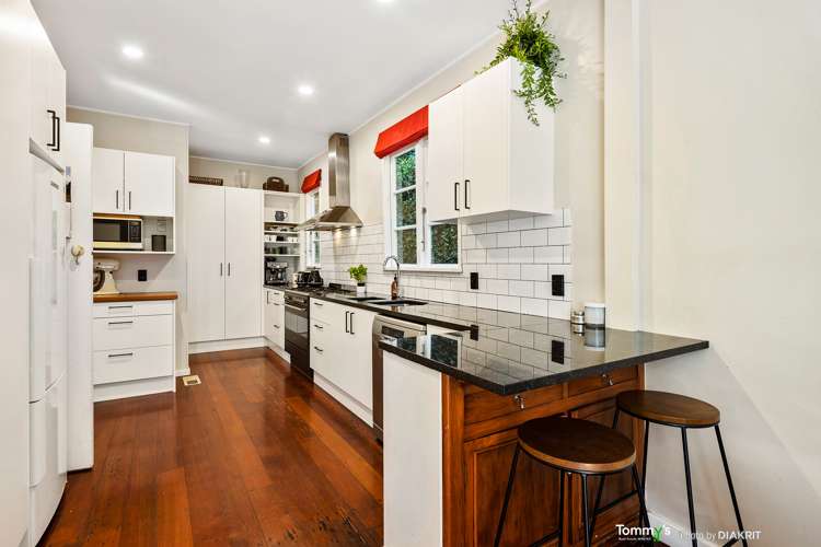 7 Lower Watt Street Wadestown_10