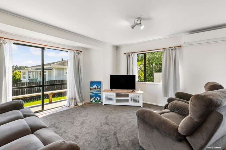 54 Rosier Road Glen Eden_12