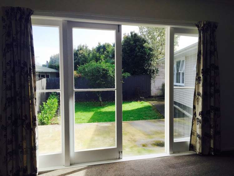 1/14 Ozich Avenue Te Atatu South_5