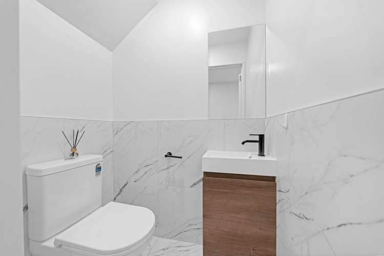 3 Kiato Lane Flat Bush_16