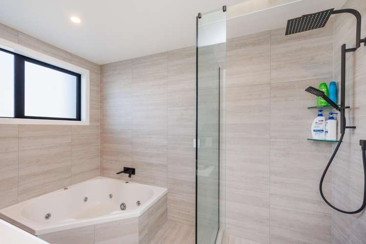 18 Silkwood Place Fitzherbert_17