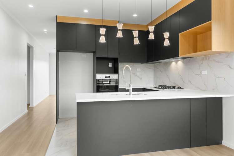 115 Otuwairoa Esplanade Opaheke_2