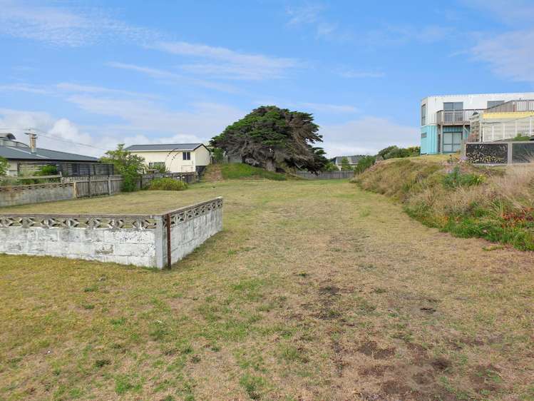 33 Marine Parade Foxton Beach_5