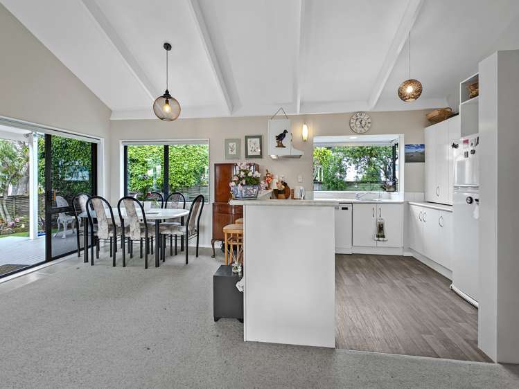 102 Waireka Place Whangamata_5