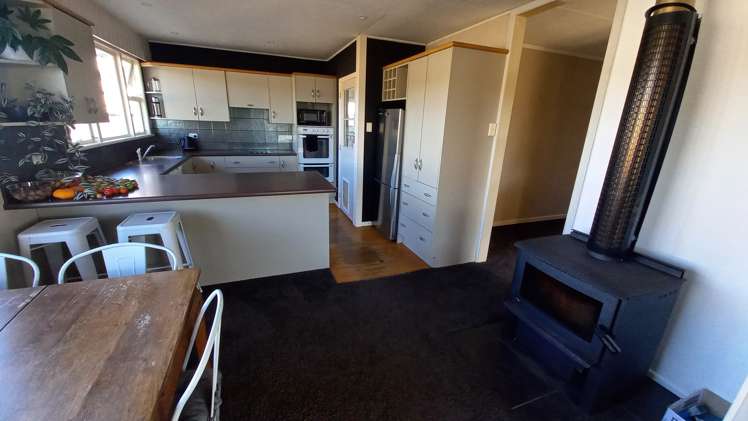 3 Carlyle Street Tuatapere_7