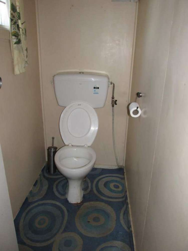 100 Broadway Reefton_18