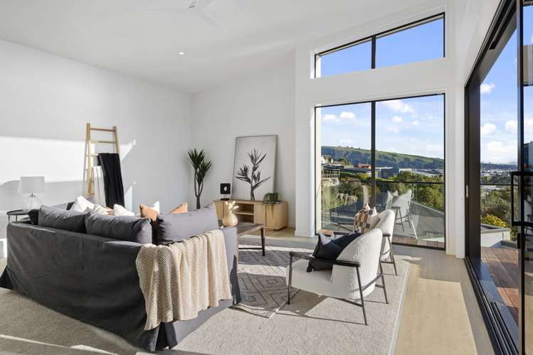 35 Te Awakura Terrace Mount Pleasant_5