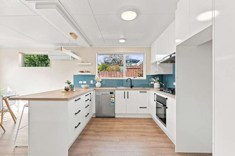 13 Dunrobin Street_4