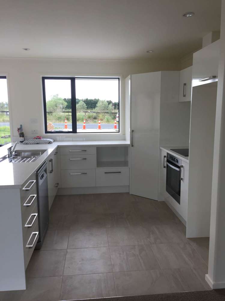 82 Tamure Place Ruakaka_5