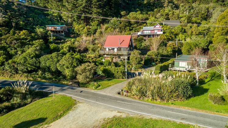 3904 Kenepuru Road Kenepuru Sound_10