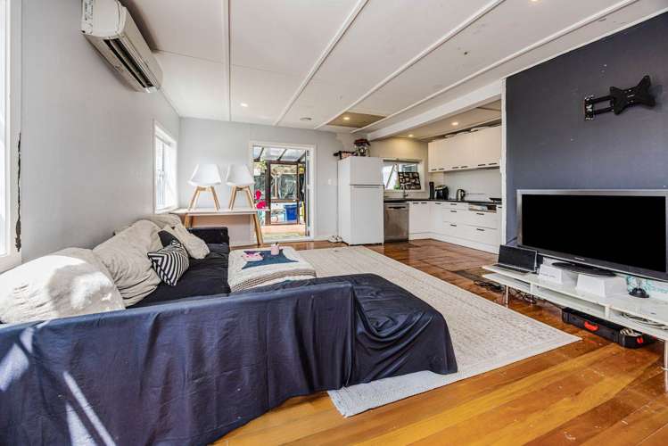 156 Rathgar Road & 2 Harrington Road Henderson_9