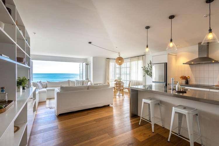 8/141 The Strand Onetangi_14