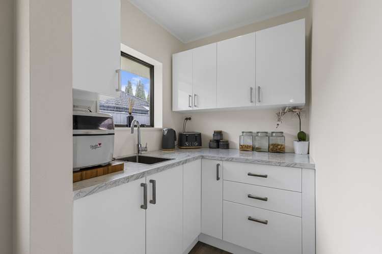 7 Caroline Crescent Highbury_5