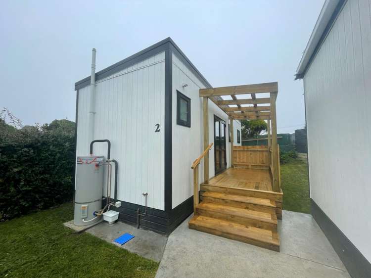 2/15 Paritutu Road 2164_1