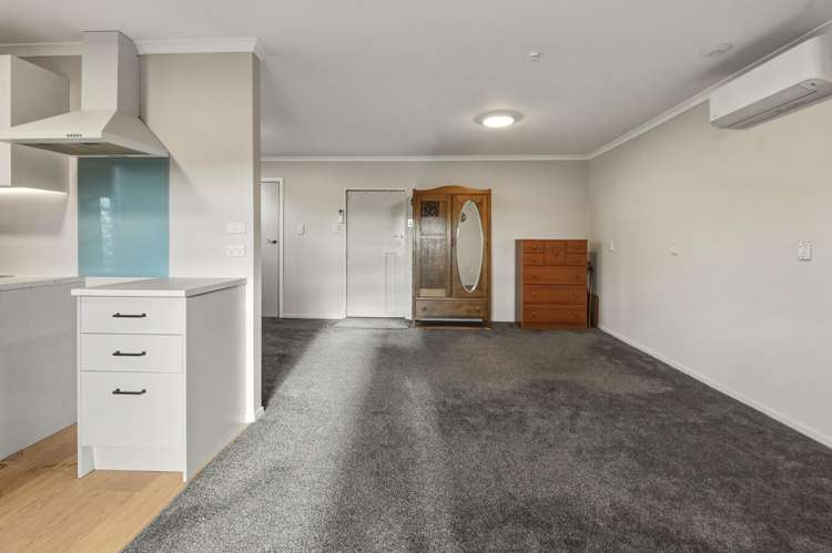 17 Byron Grove Owhata_20