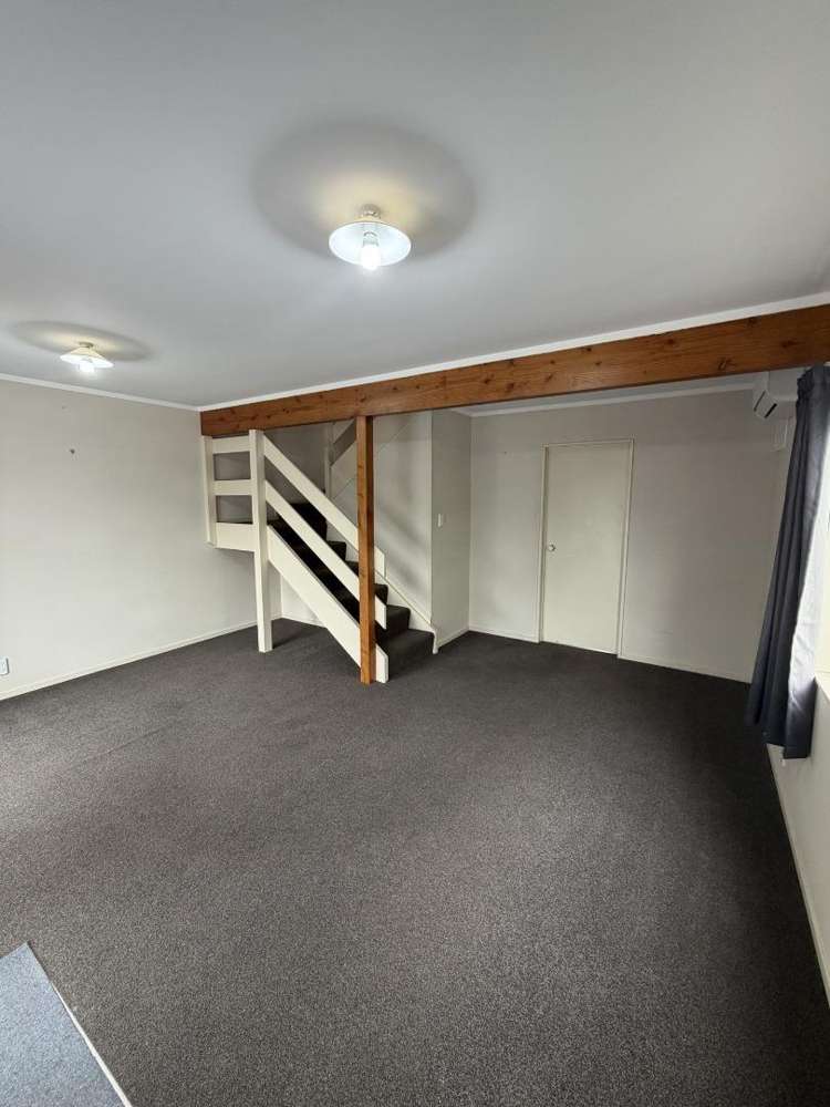 1D School Road 2634_1