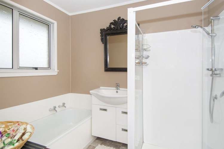 39 Percy Road Papamoa_12