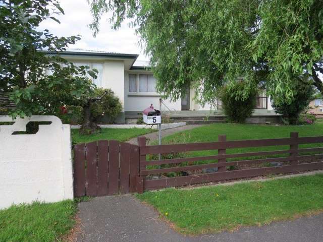 5 Glenalmond Cres 10555_1