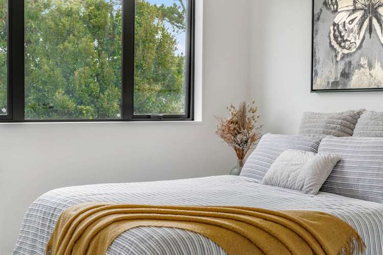 8/39 Brandon Road Glen Eden_6