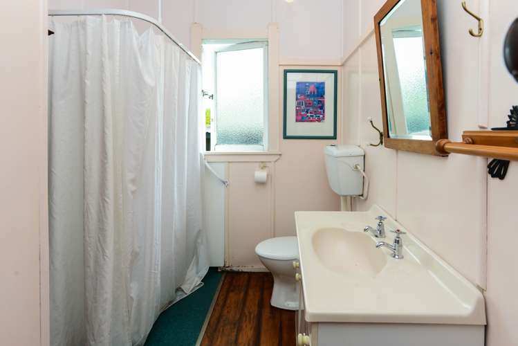 6 Waverley Street Waipawa_9