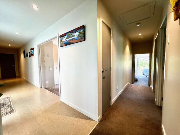 5c Sunshine Rise Raglan_31