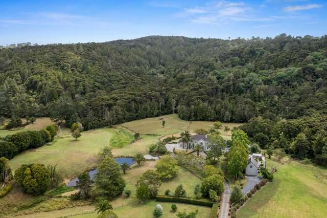 45 Hardens Lane Paremoremo_1