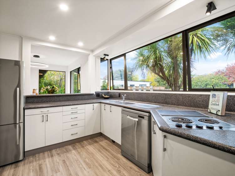 63 Glenbrook Drive Mosgiel_7